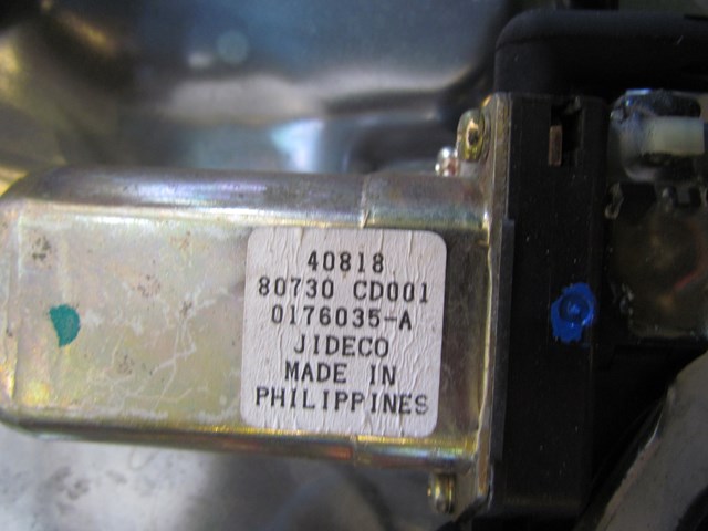 2004 Nissan 350z RH Window Motor & Regulator 80730 CD001