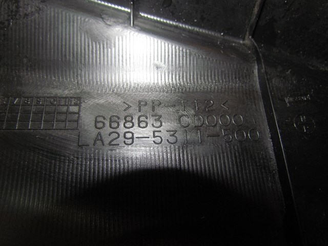 2004 Nissan 350z LH Driver Windshield Wiper Cowl OEM 66863 CD000