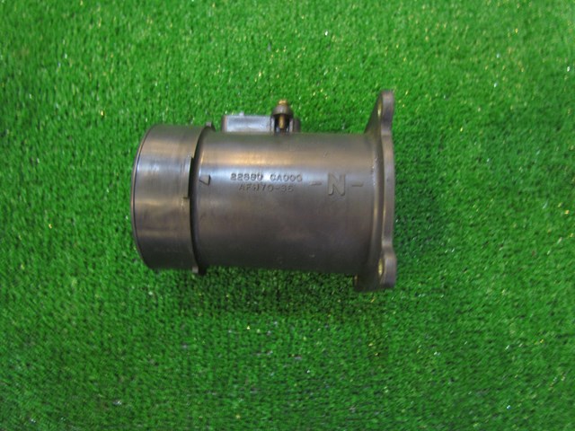 2004 Nissan 350z MAF Sensor Housing 22880 CA000