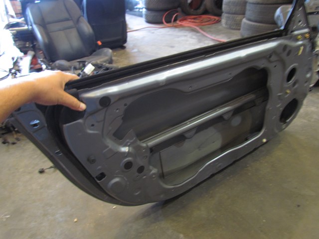 2007 BMW M6 E63 Radiator Core Support Lower Plastic