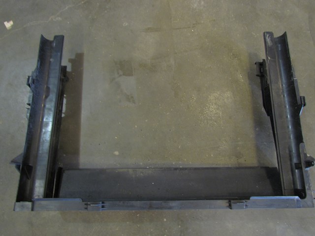 2007 BMW M6 E63 Radiator Core Support Lower Plastic