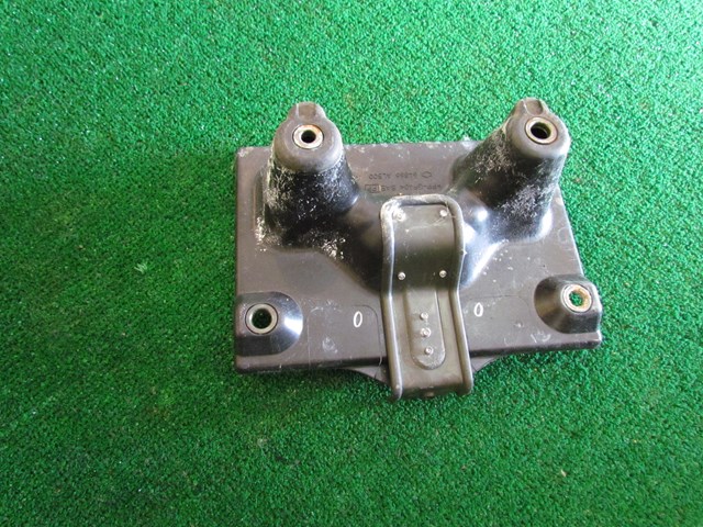 2004 Nissan 350z Battery Tray