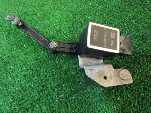 2007 BMW M6 Rear Passenger RH Ride Level Sensor