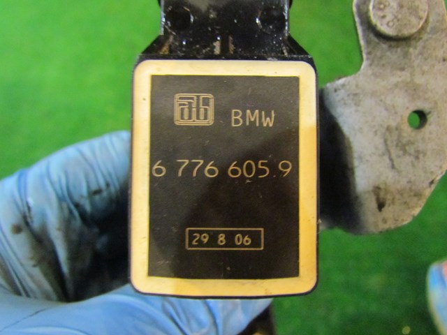 2007 BMW M6 Rear Passenger RH Ride Level Sensor