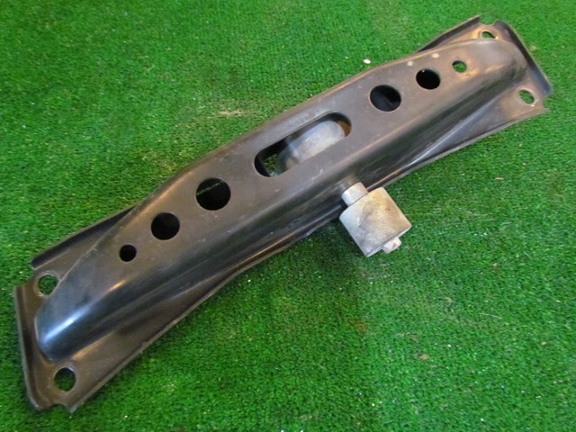 2004 Nissan 350z Automatic Transmission Bracket Mount