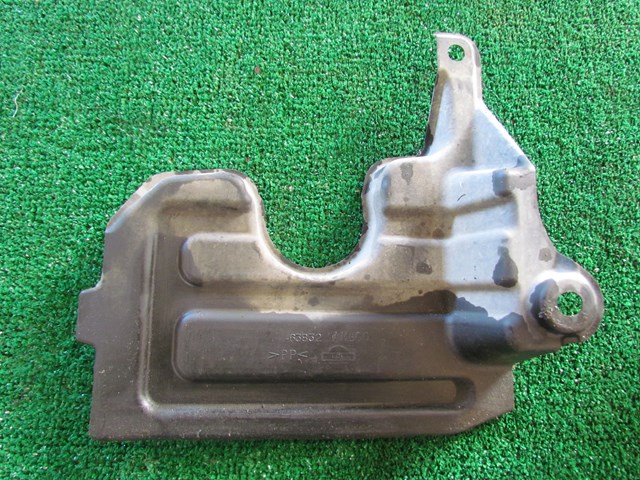 2003 Nissan 350z Passenger Front Fender Liner Guard