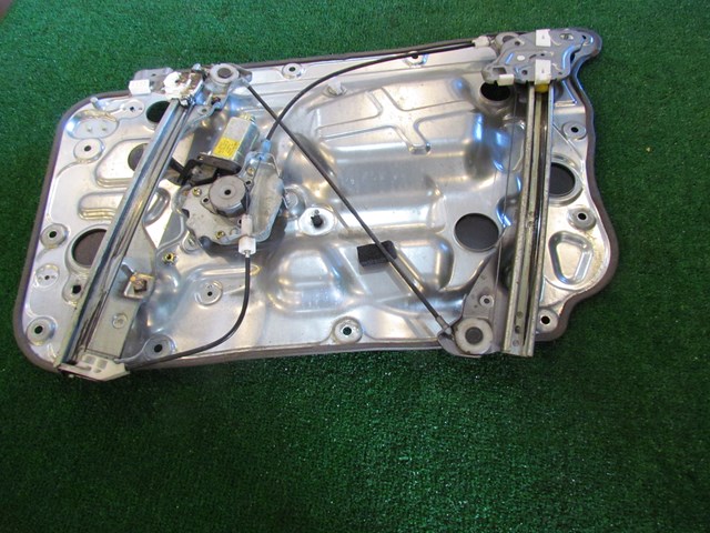 2003 Nissan 350z LH Driver Power Window Motor & Regulator 