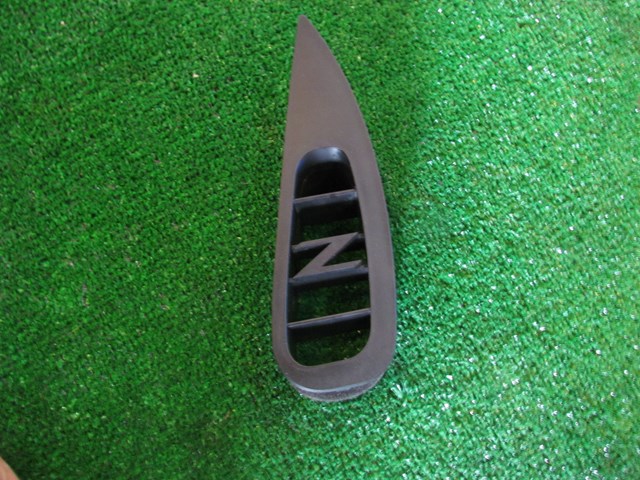 2003 Nissan 350z LH Driver Dash Vent 68421 CD000