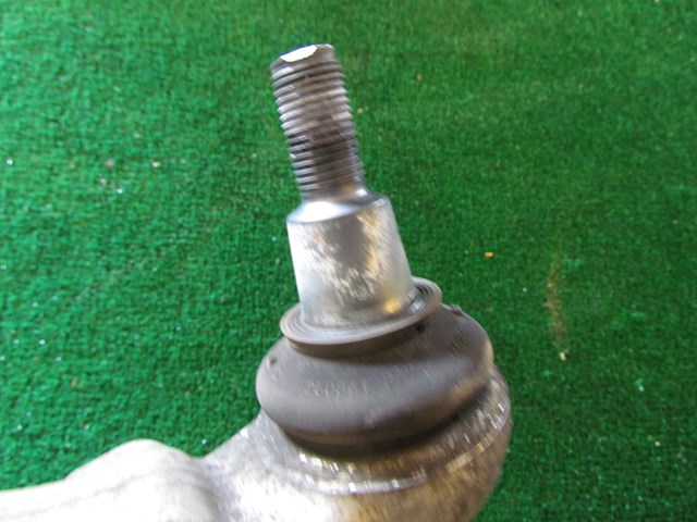 2004 Audi A8L Front LH Driver Lower Control Arm 4e0 407 155