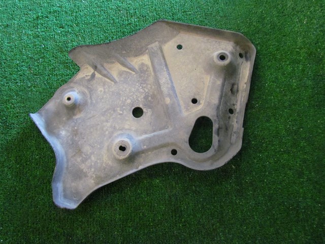 2003 Nissan 350z Rear LH Drivers Subframe Mount Shield 74587 CD800