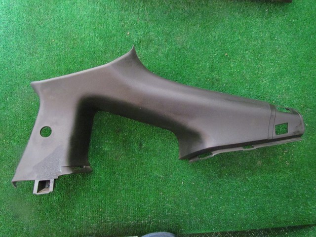 2003 Nissan 350z RH Passenger B/C Pillar Trim 76934 CD000