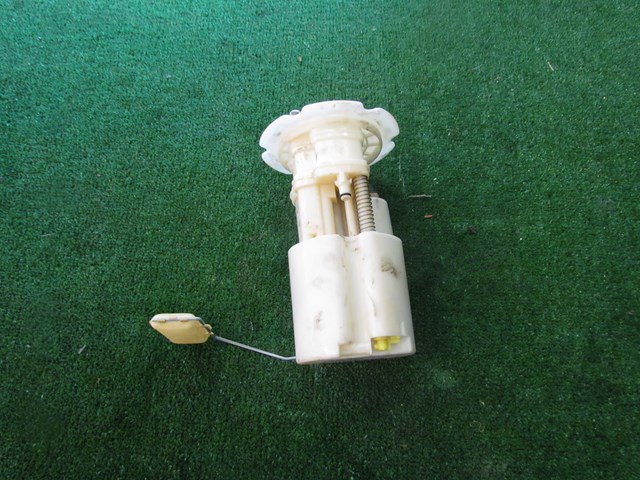 2003 Nissan 350z Fuel Pump Assembly