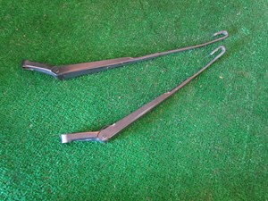 1998 Porsche Boxster Windshield Wiper Arms