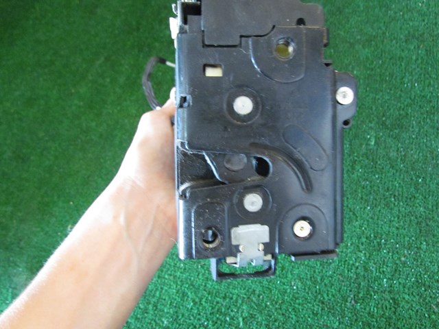 1998 Porsche Boxster RH Passenger Door Lock Actuator