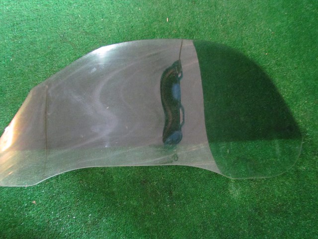 1998 Porsche Boxster RH Passenger Door Glass