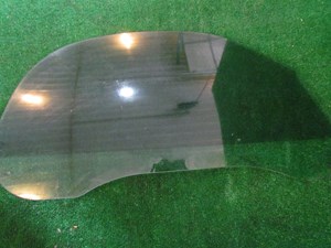 1998 Porsche Boxster RH Passenger Door Glass