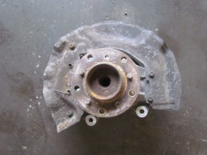 2007 BMW M6 E63 LH Driver Front Spindle 