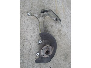 2004 Audi A8L RH Passenger Front Spindle, See Pictures