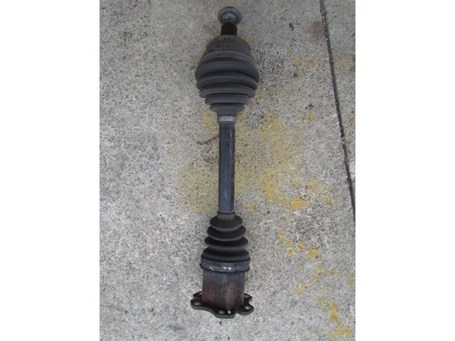 2004 Audi A8L RH Passenger Front Axle Shaft