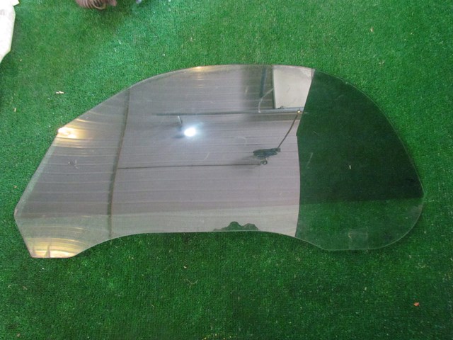 1998 Porsche Boxster LH Driver Door Glass