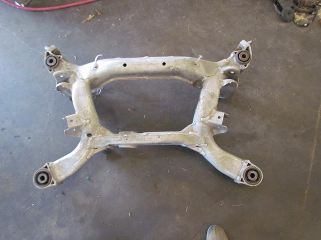 2004 Nissan 350z Rear Subframe