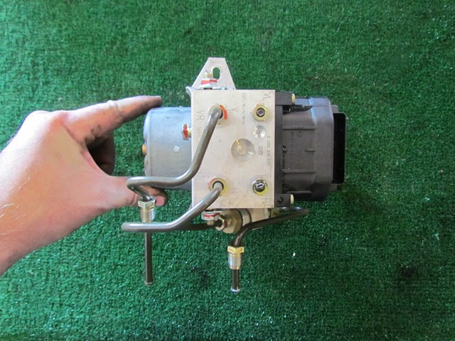 1998 Porsche Boxster ABS Pump With Bracket 