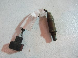 1998 Porsche Boxster LH Driver Post Cat Oxygen Sensor O2 Sensor