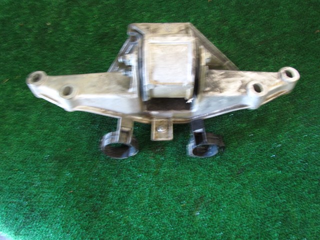 1998 Porsche Boxster Engine Crossmember Mount 986.375.123.03