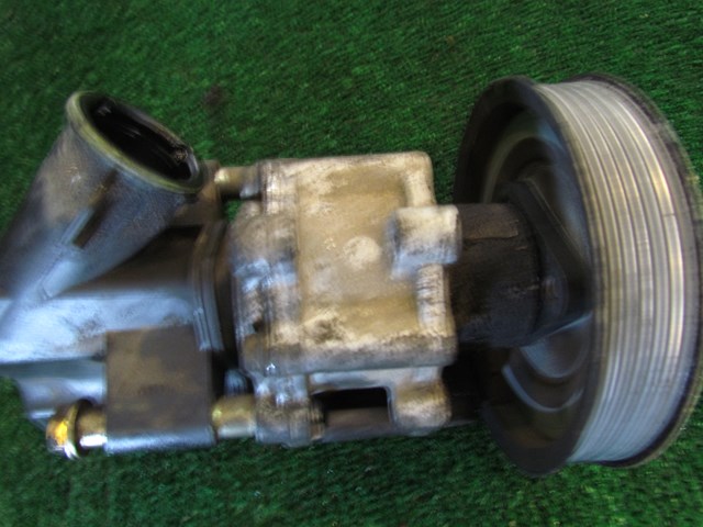 1998 Porsche Boxster Power Steering Pump 996.314.220.02