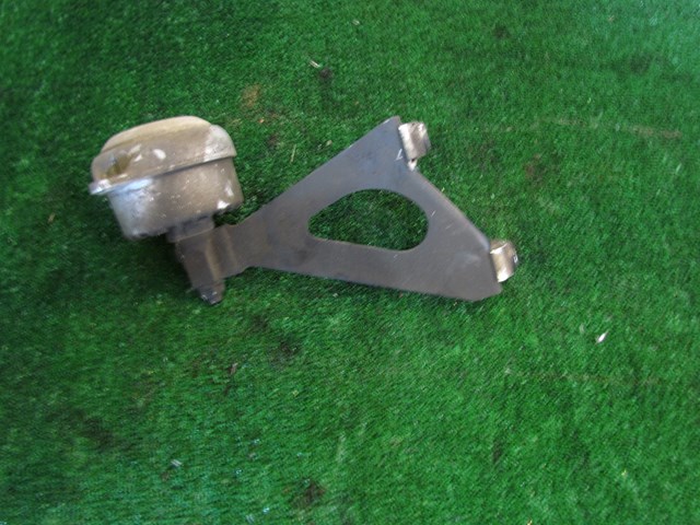 1998 Porsche Boxster RH Engine Mount & Bracket