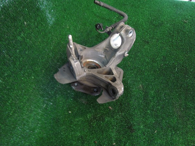 1998 Porsche Boxster Rear RH Spindle 996.341.657.10