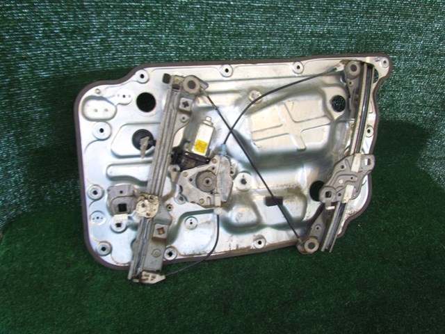 2003 Nissan 350z LH Driver Power Window Motor 80731CD00A