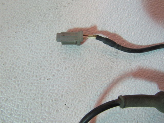 03 04 05 06 Nissan 350z Front RH Passenger ABS Sensor