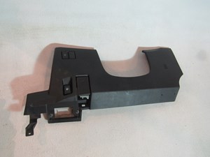 2003 2004 2005  Nissan 350z Driver Knee Bolster w/Switches 68106 CD000