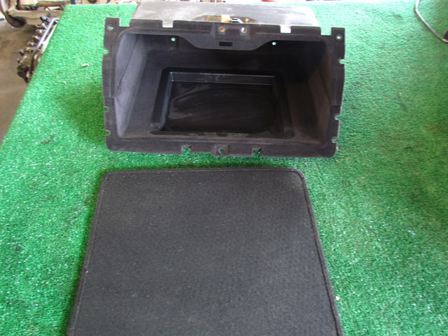 2003 Nissan 350z Rear Glove Box 84975 CD000A