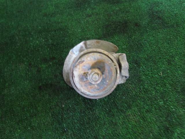 2003 Nissan 350z LH Driver Engine Mount Motor Mount