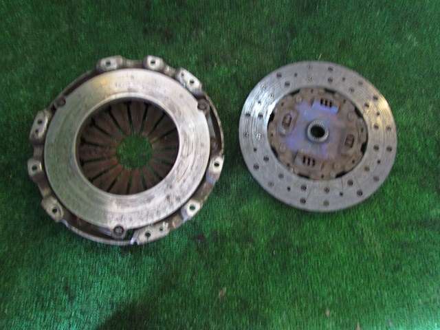 2003 Nissan 350z Clutch / Pressure Plate Assembly OEM