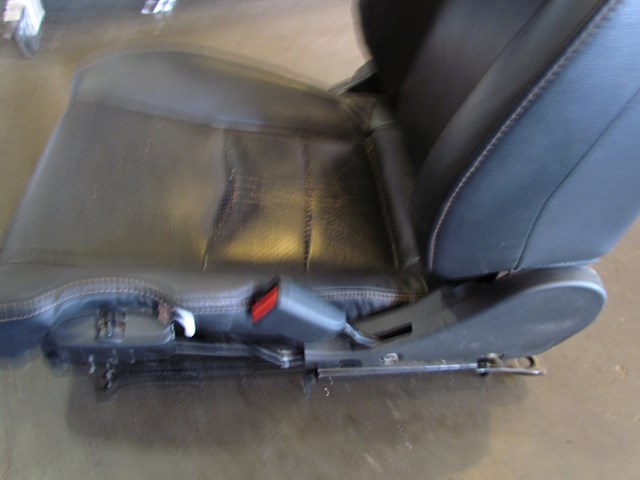 2003 Nissan 350Z RH Passenger Seat, See Pictures