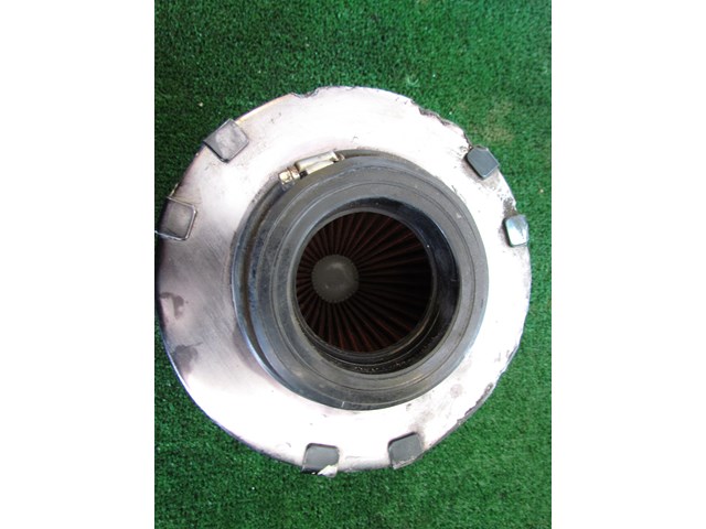 Aftermarket Air Filter Off Nissan 350Z