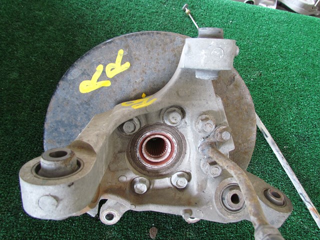 2003 Nissan 350z Rear RH Passenger Spindle