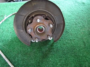 2003 Nissan 350z Rear RH Passenger Spindle