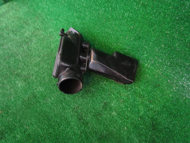 2005 Infiniti G35 AT Sedan Air Intake 