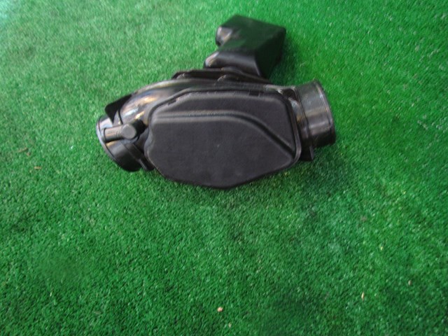 2005 Infiniti G35 AT Sedan Air Intake 