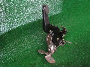 2005 Infiniti G35 AT Sedan Emergency Brake Pedal