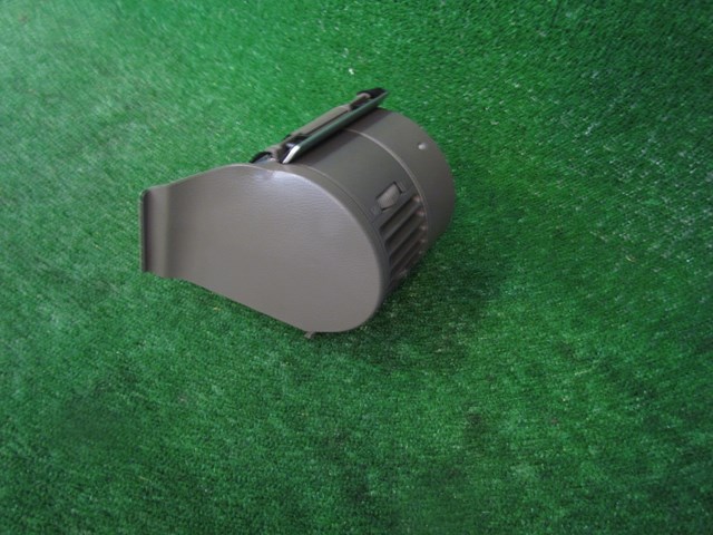 2005 Infiniti G35 Sedan LH Driver Dash Vent