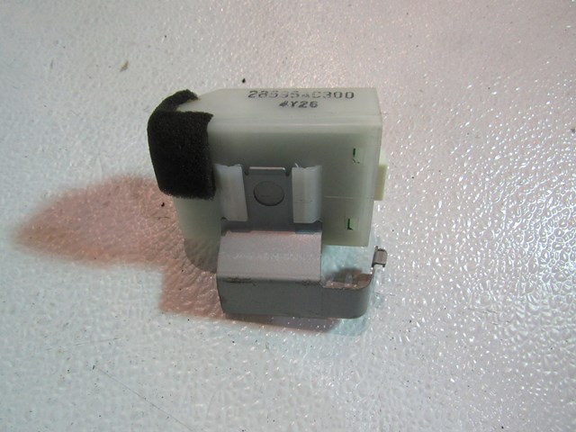 2003-2007 Infiniti G35 G35 Theft Locking Keyless Entry Module 28595AC300 