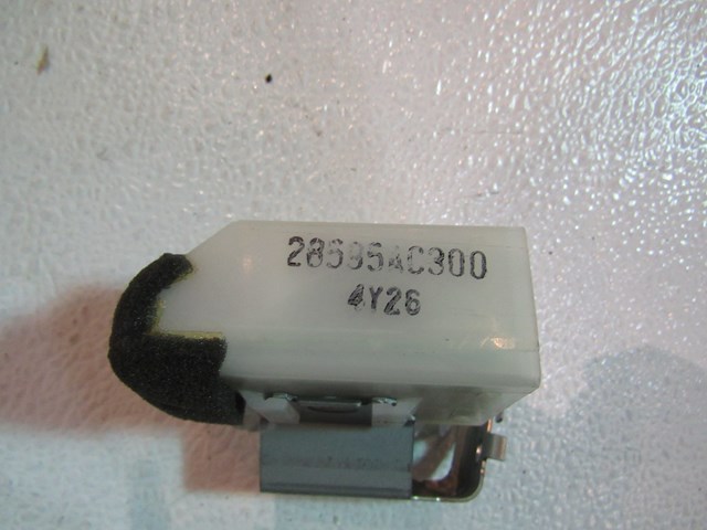 2003-2007 Infiniti G35 G35 Theft Locking Keyless Entry Module 28595AC300 