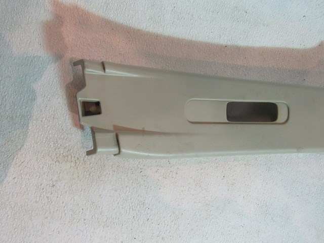 2005 Infiniti G35 Sedan RH Passenger B Pillar Trim 76913 AL500