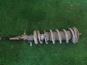 2005 Infiniti G35 Front LH Driver Strut