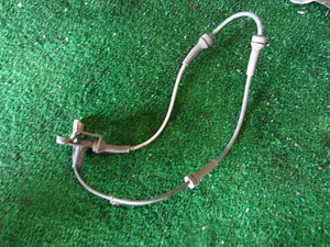 2005 Infiniti G35 Sedan RH Passenger Front ABS Sensor